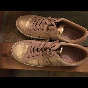 Sketchers, size 9, pink